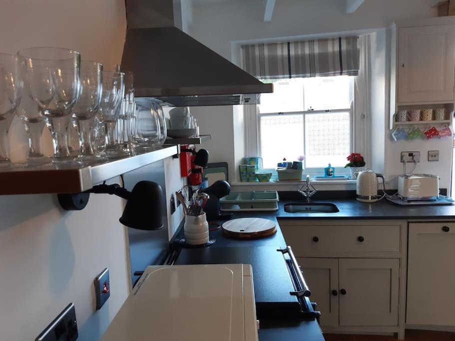 Corvus - Beautiful Cottage Half A Mile From Mousehole 펜젠스 외부 사진